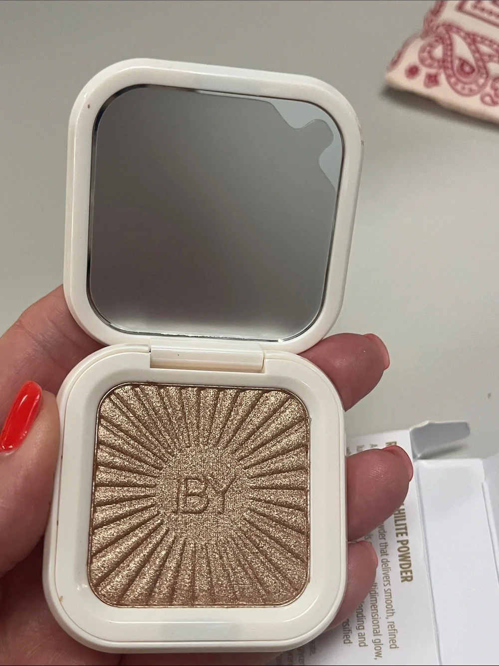 IBY Radiant Glow Hilite Powder — Pink and Burgundy Cosmetic bag